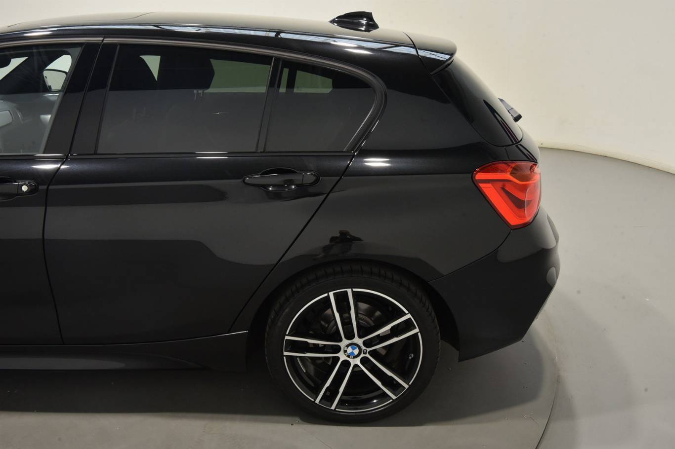 BMW 114 46