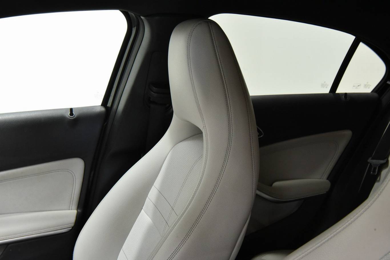 MERCEDES-BENZ A 180 20