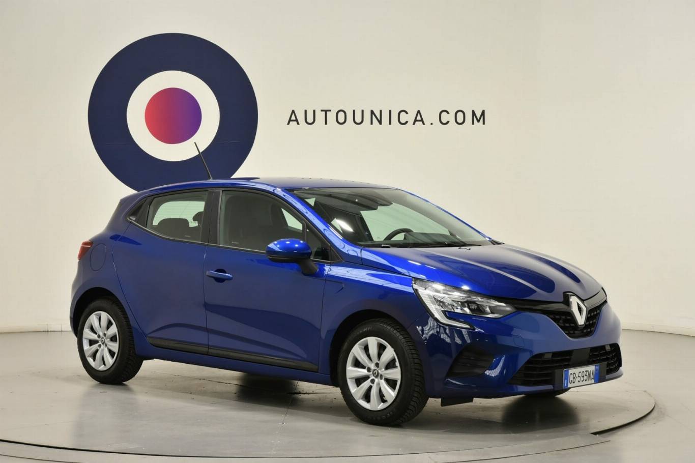 RENAULT Clio 29