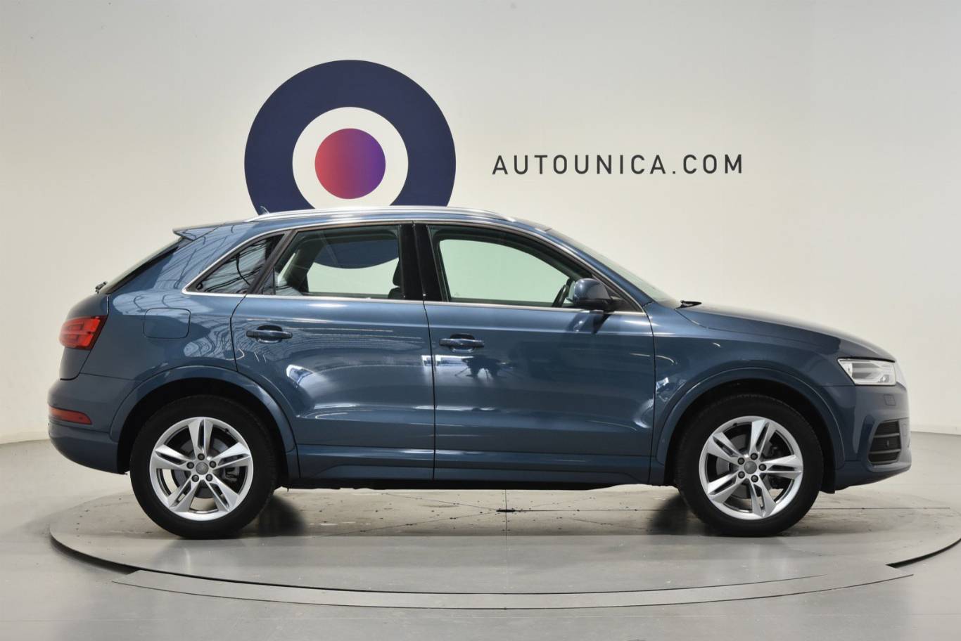 AUDI Q3 30
