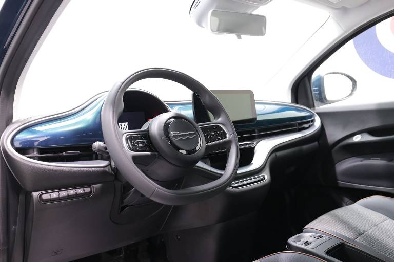 FIAT 500 4