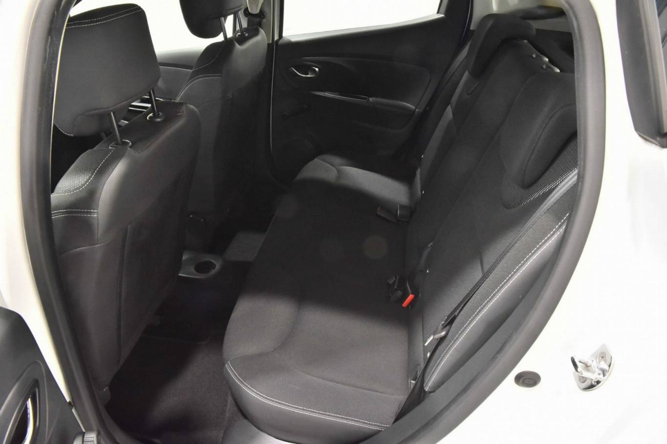 RENAULT Clio 30
