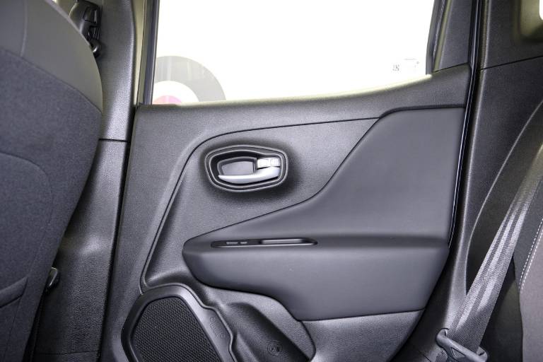 JEEP Renegade 42