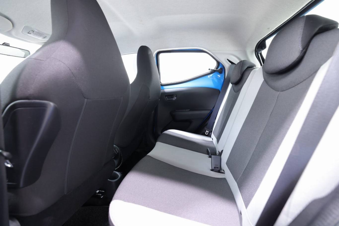 TOYOTA Aygo 28