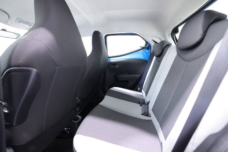 TOYOTA Aygo 28