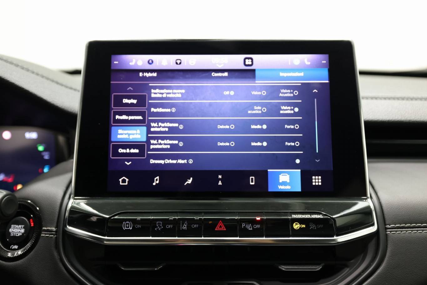 JEEP Compass 24