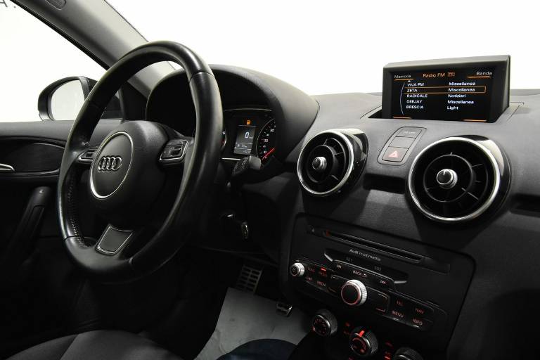 AUDI A1 28