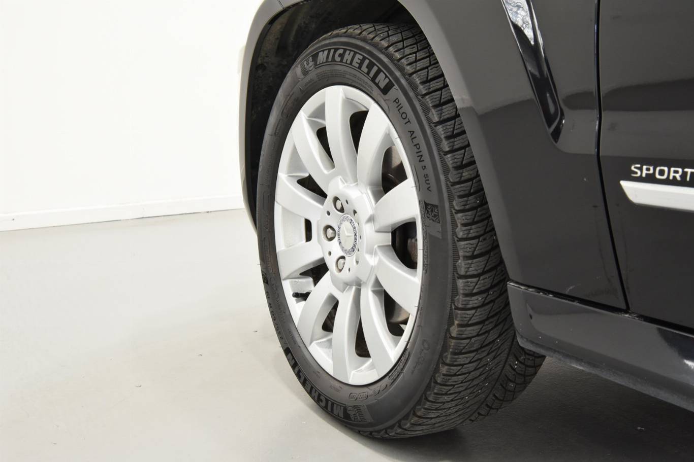 MERCEDES-BENZ GLK 220 8