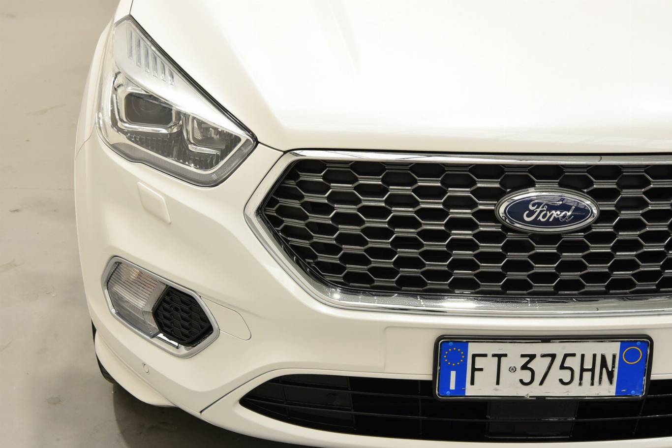 FORD Kuga 16