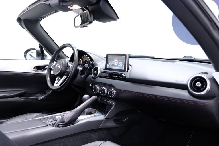 MAZDA MX-5 55
