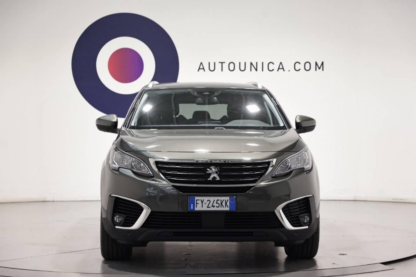 PEUGEOT 5008 2