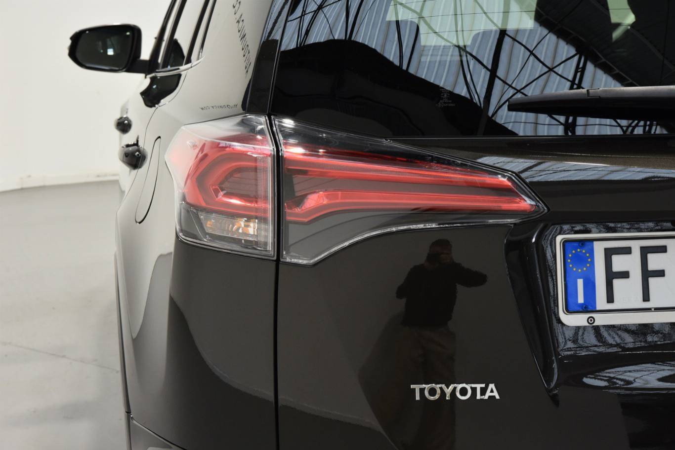 TOYOTA RAV 4 38
