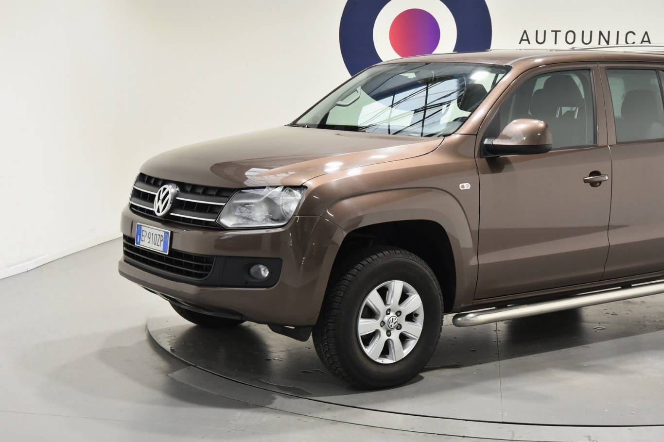 VOLKSWAGEN Amarok 8