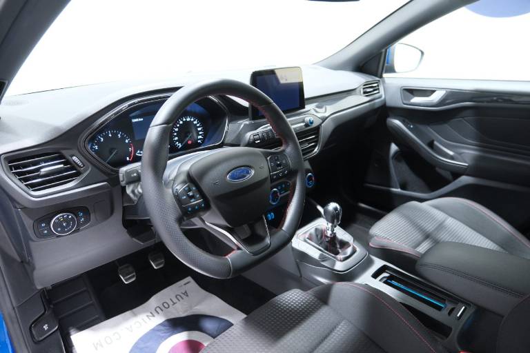 FORD Focus 5
