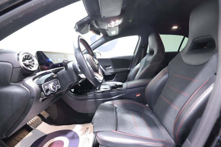 MERCEDES-BENZ Classe A 20