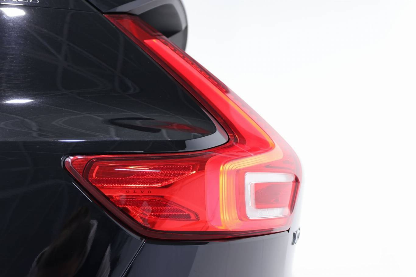 VOLVO XC40 39