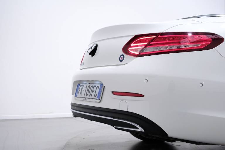MERCEDES-BENZ C 220 54