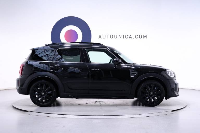 MINI Countryman 4