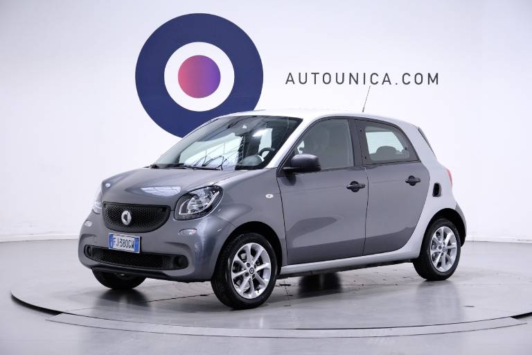 SMART ForFour 1