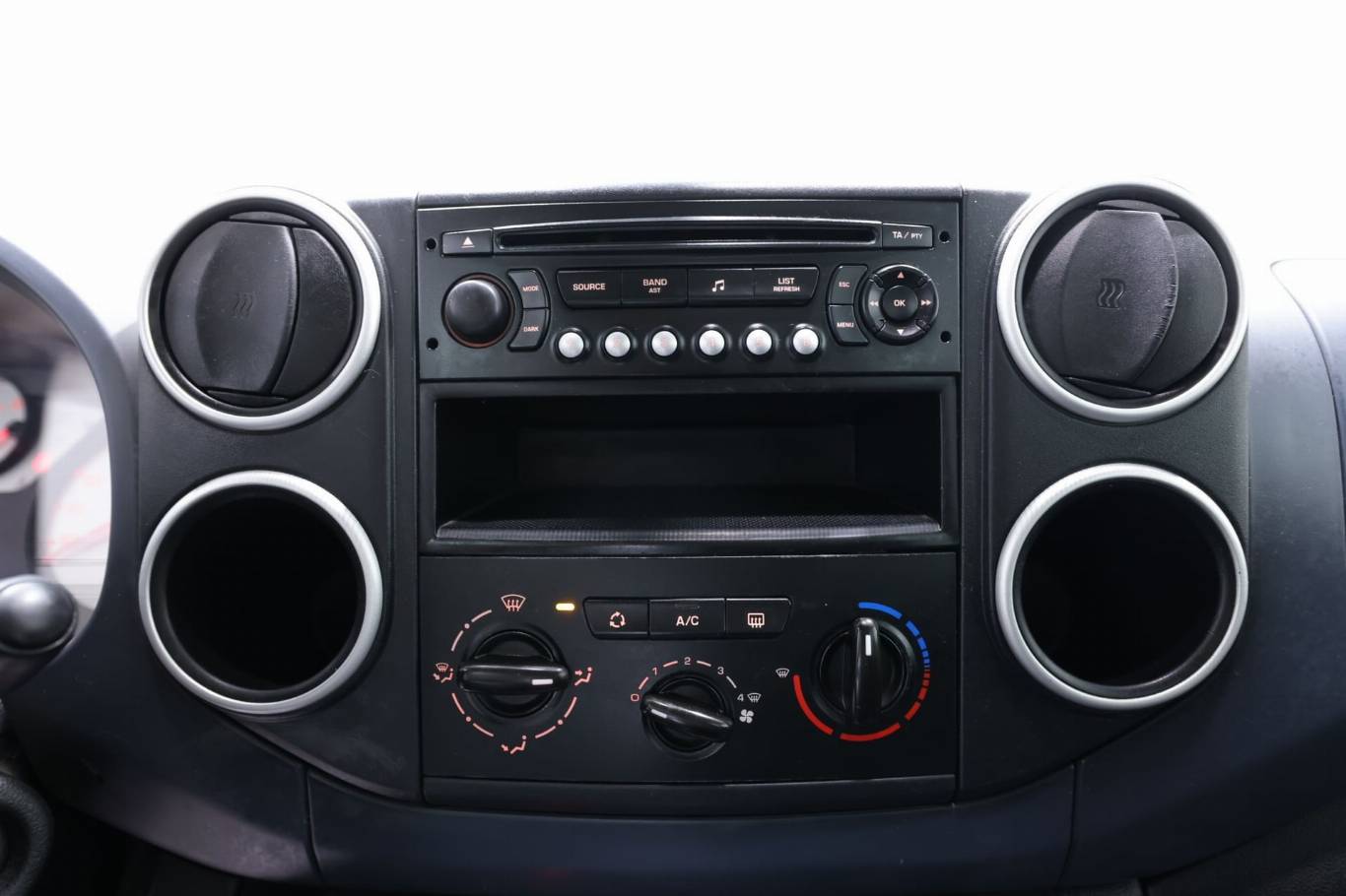 PEUGEOT Partner 24