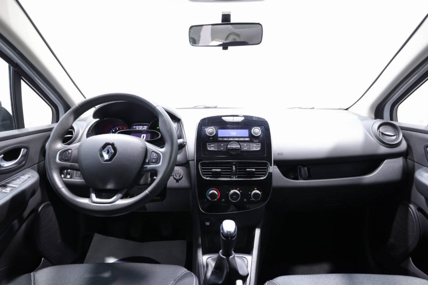 RENAULT Clio 10