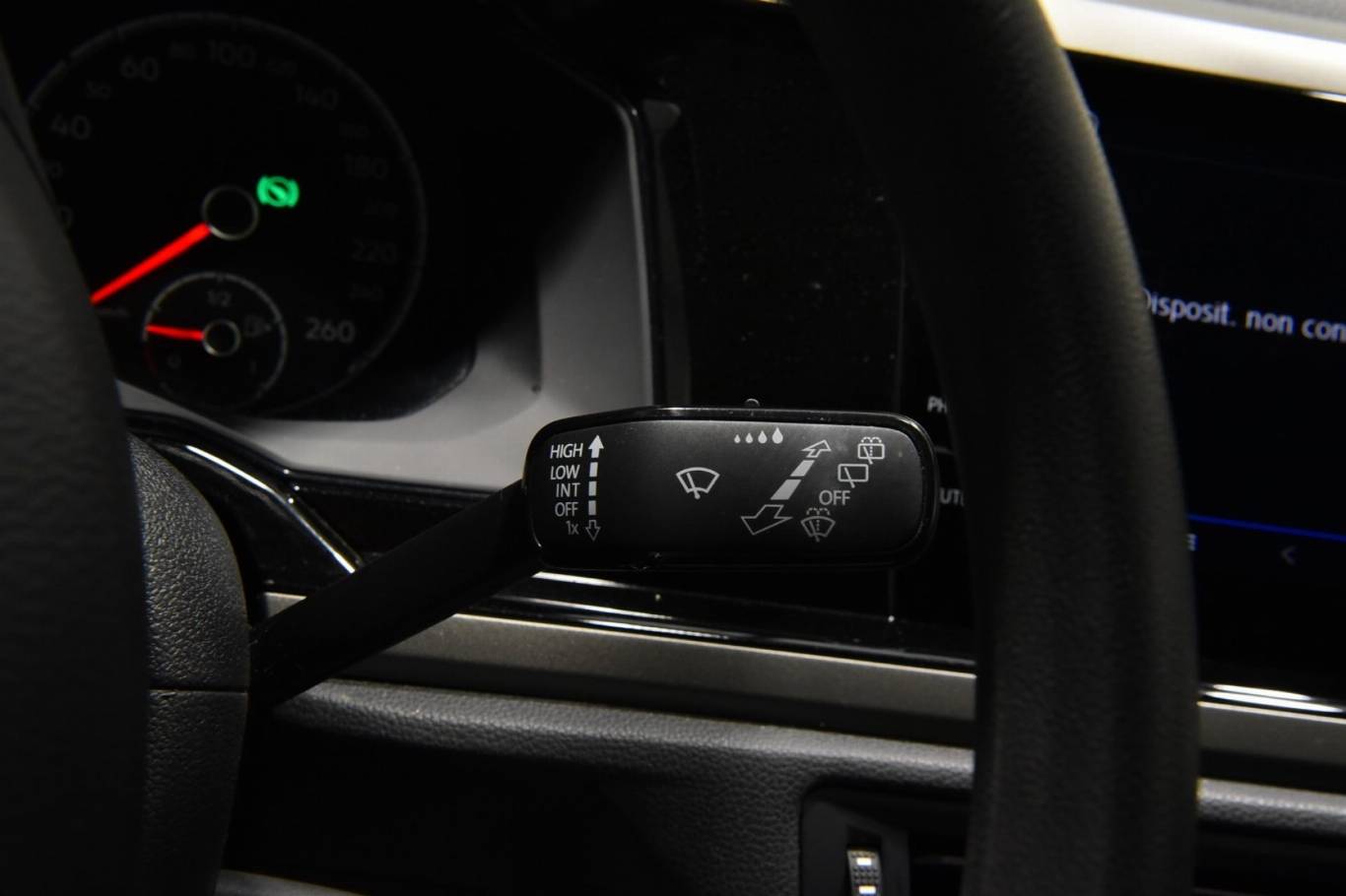 VOLKSWAGEN Polo 20