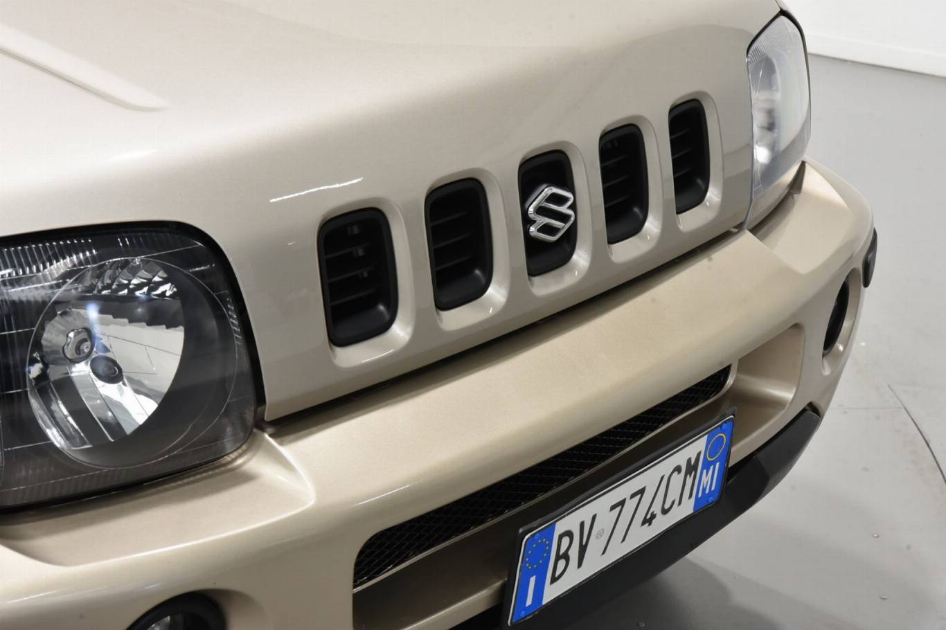 SUZUKI Jimny 29
