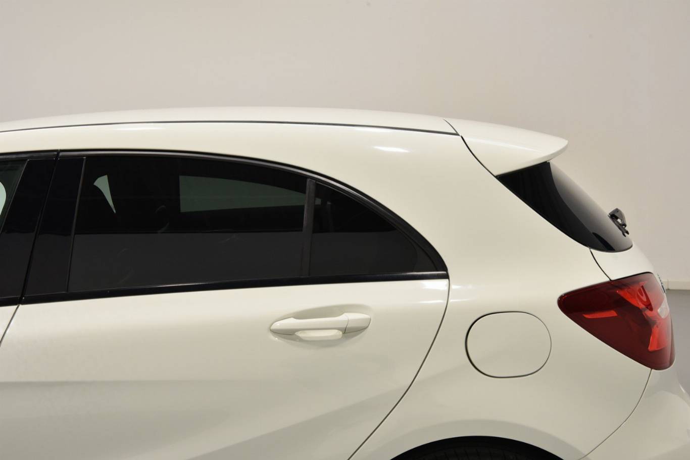 MERCEDES-BENZ A 200 55