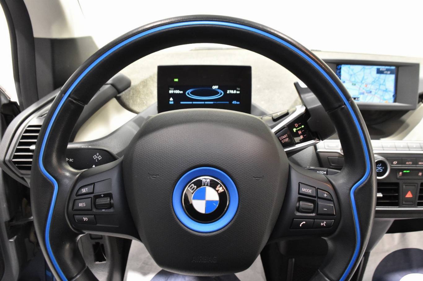 BMW I3 20