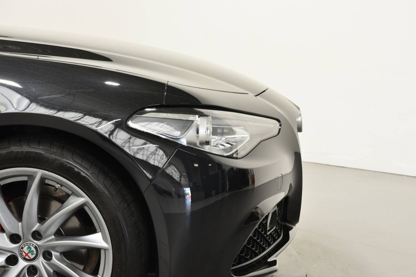 ALFA ROMEO Giulia 37