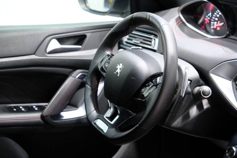 PEUGEOT 308 59