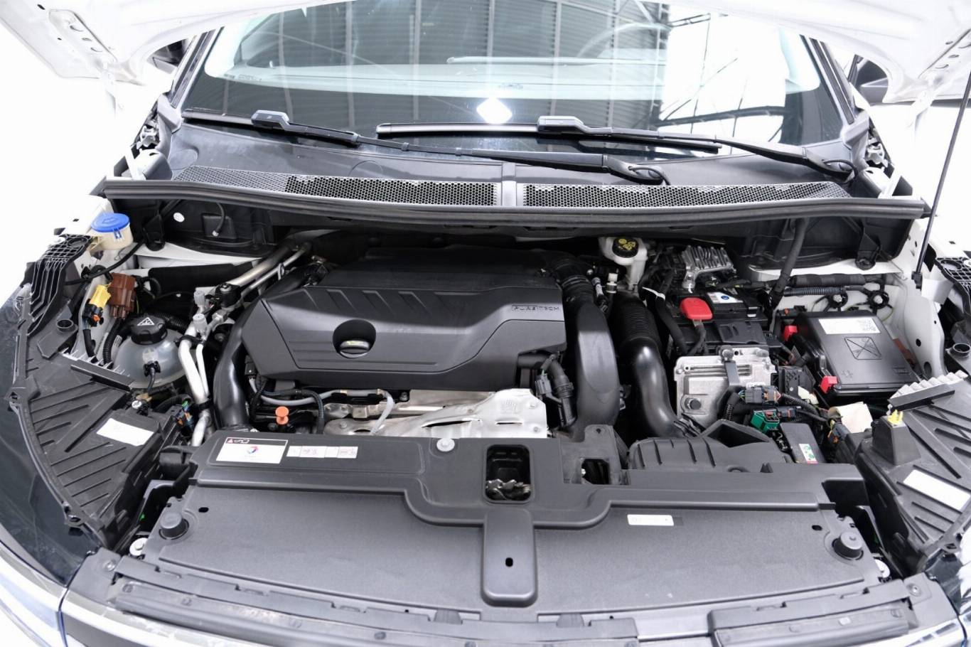 OPEL Grandland 64