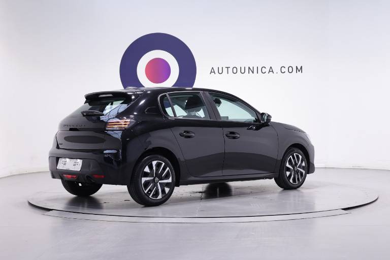 PEUGEOT 208 15