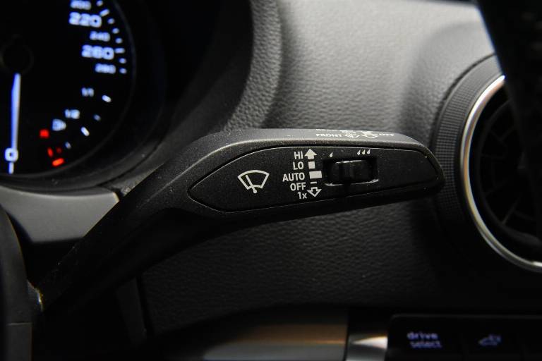 AUDI A3 27