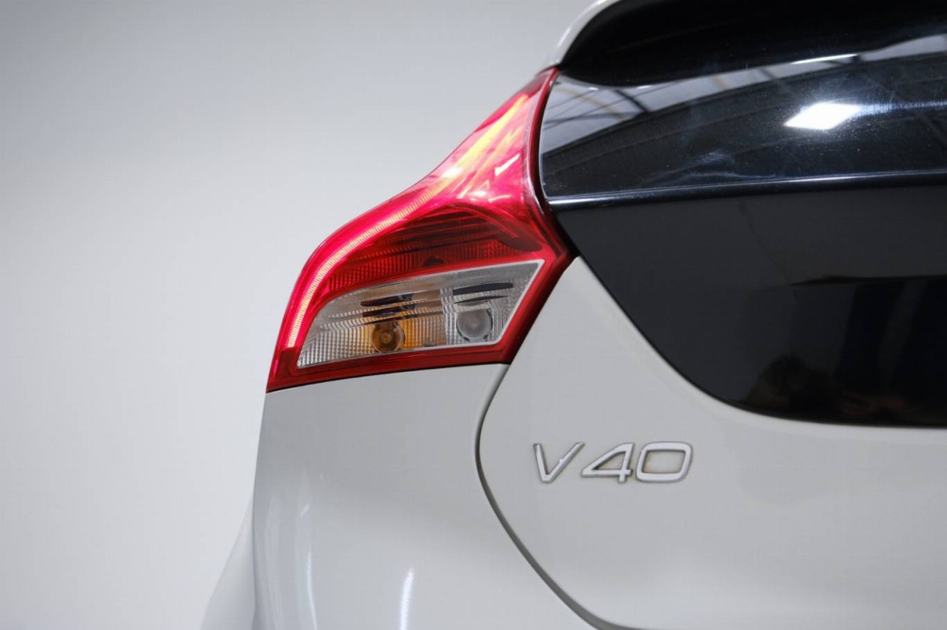 VOLVO V40 Cross Country 43