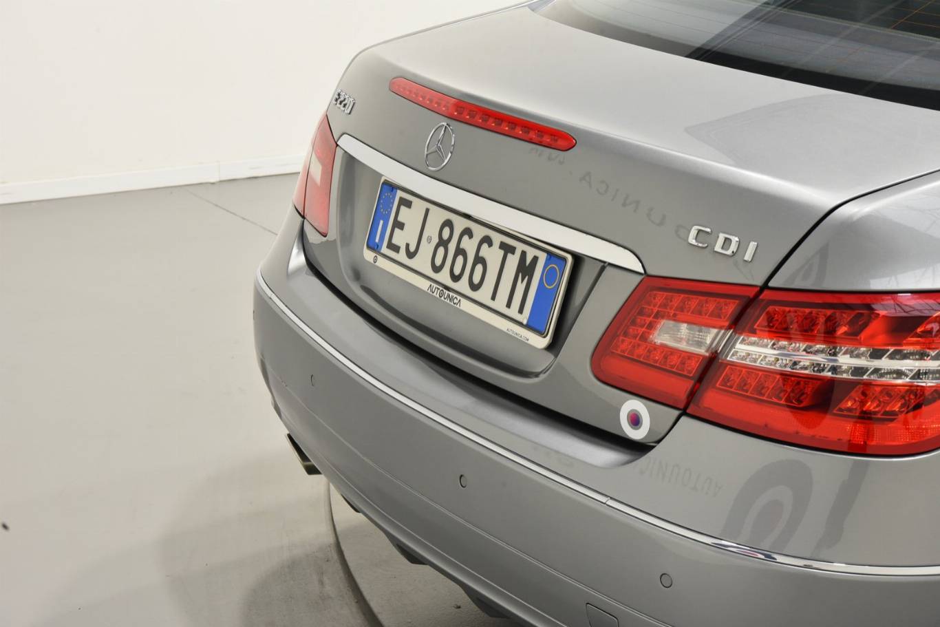 MERCEDES-BENZ E 220 56