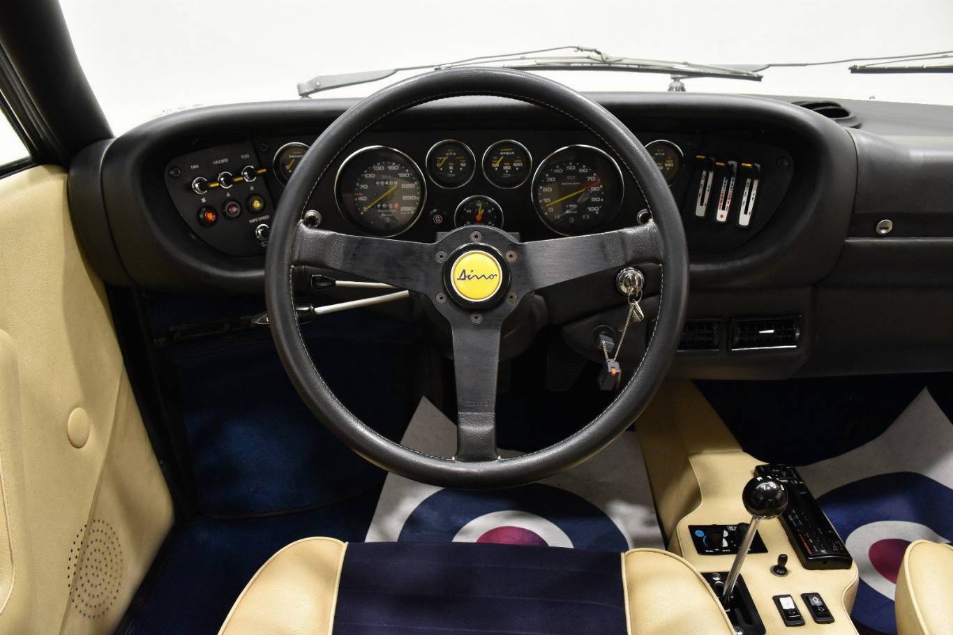 FERRARI Dino GT4 20
