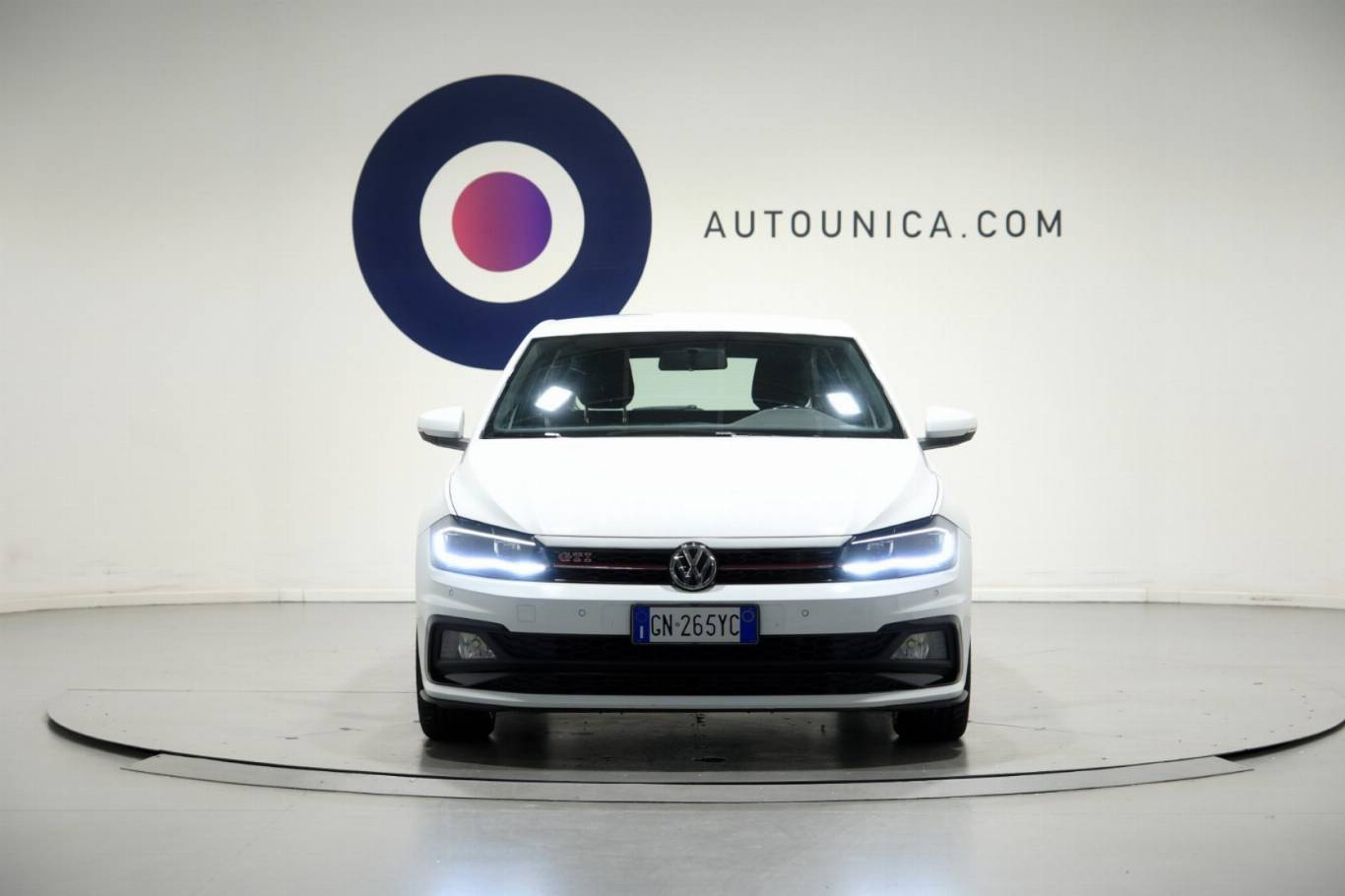 VOLKSWAGEN Polo GTI 2