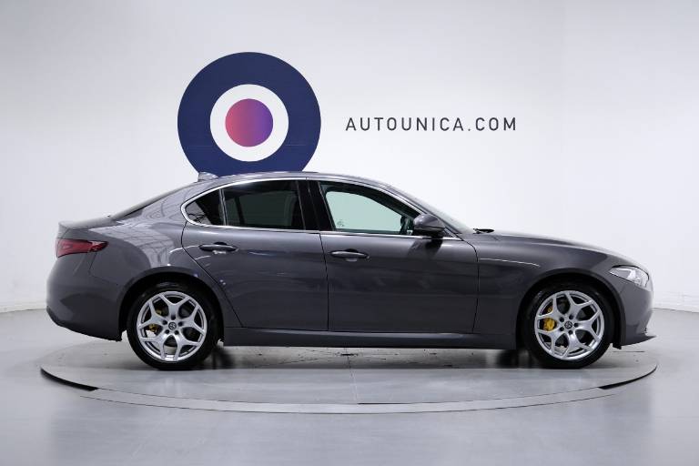 ALFA ROMEO Giulia 4