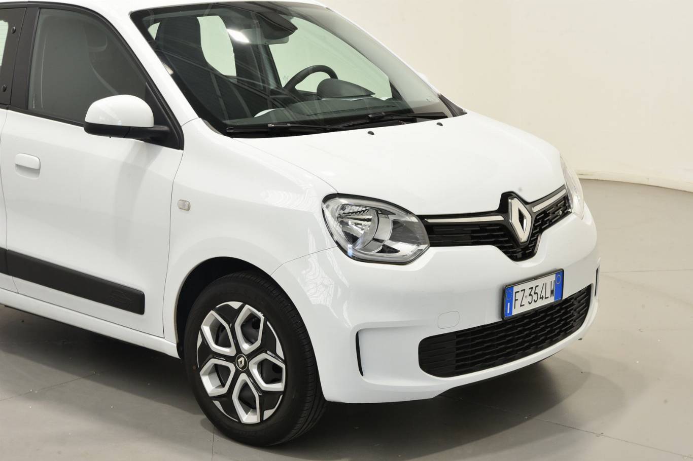 RENAULT Twingo 16