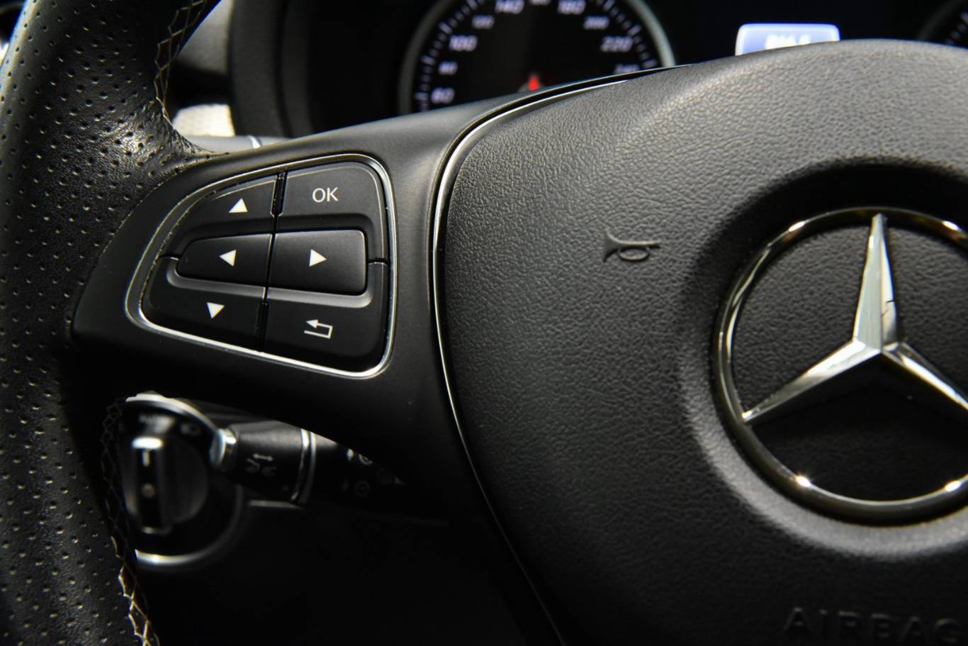 MERCEDES-BENZ B 200 4