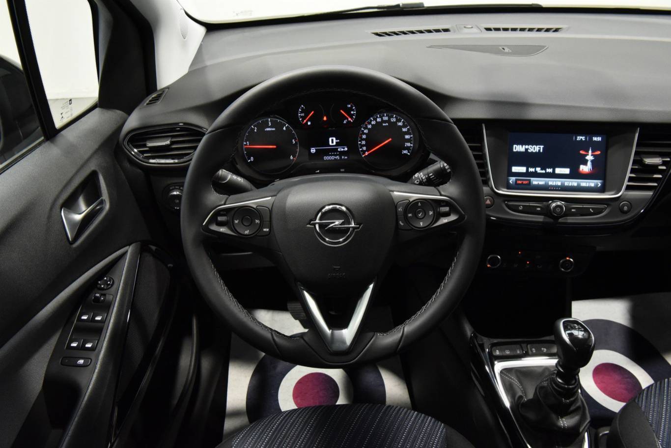OPEL Crossland X 23