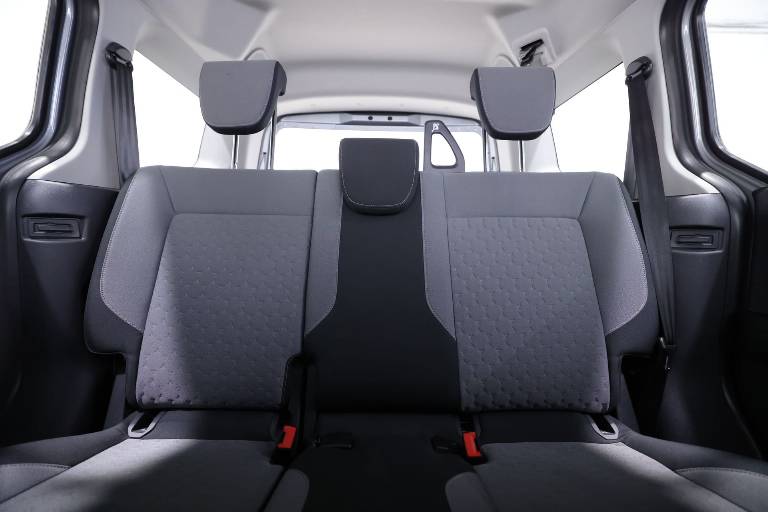FORD Tourneo Courier 36