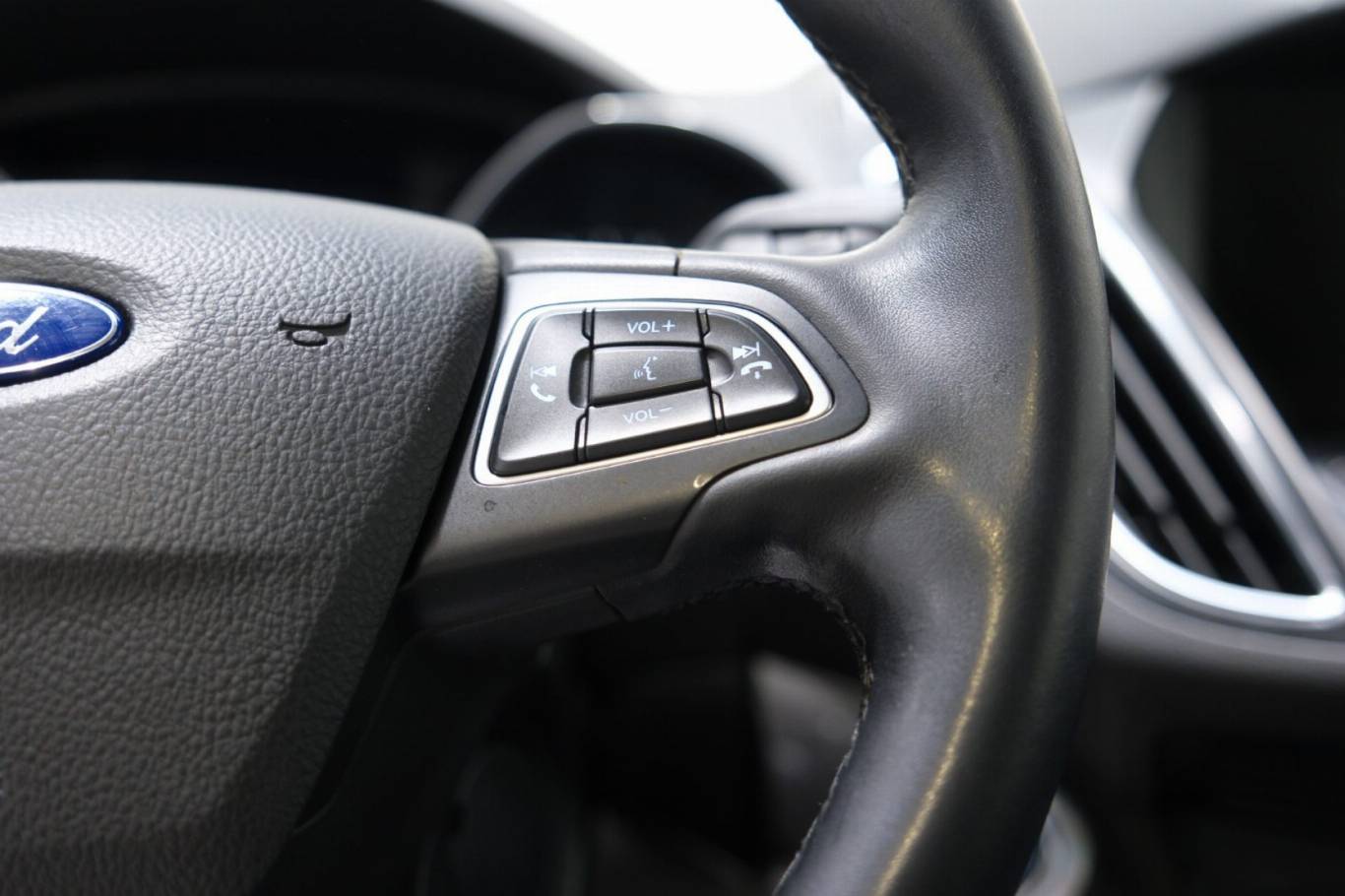 FORD C-Max 23