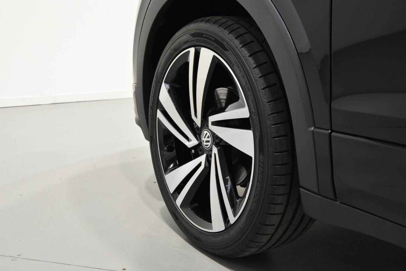 VOLKSWAGEN T-Cross 9