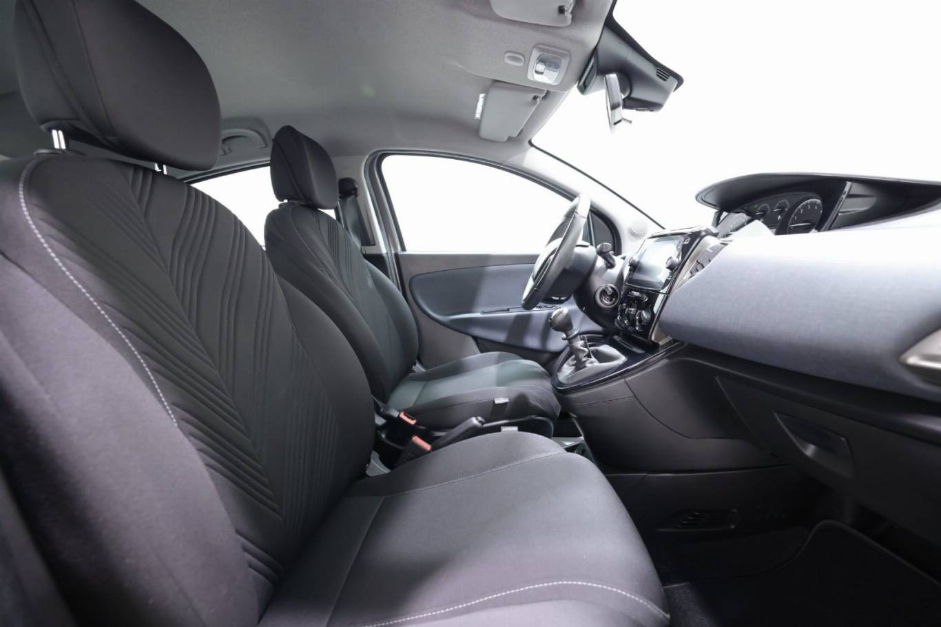 LANCIA Ypsilon 42