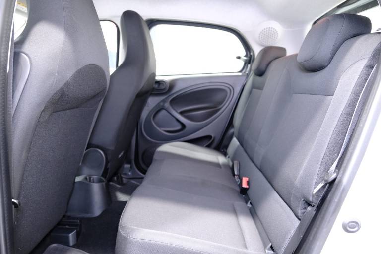 SMART ForFour 37
