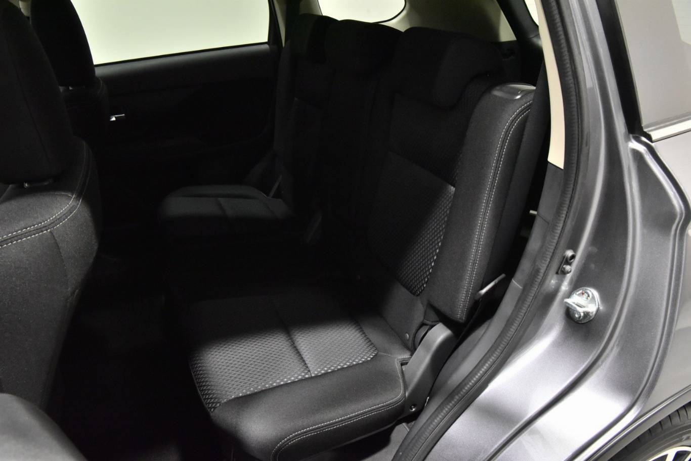 MITSUBISHI Outlander 20