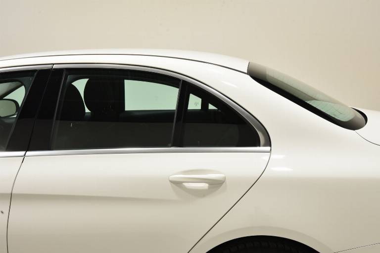 MERCEDES-BENZ C 220 62