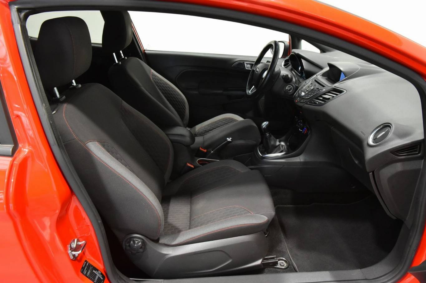 FORD Fiesta 21